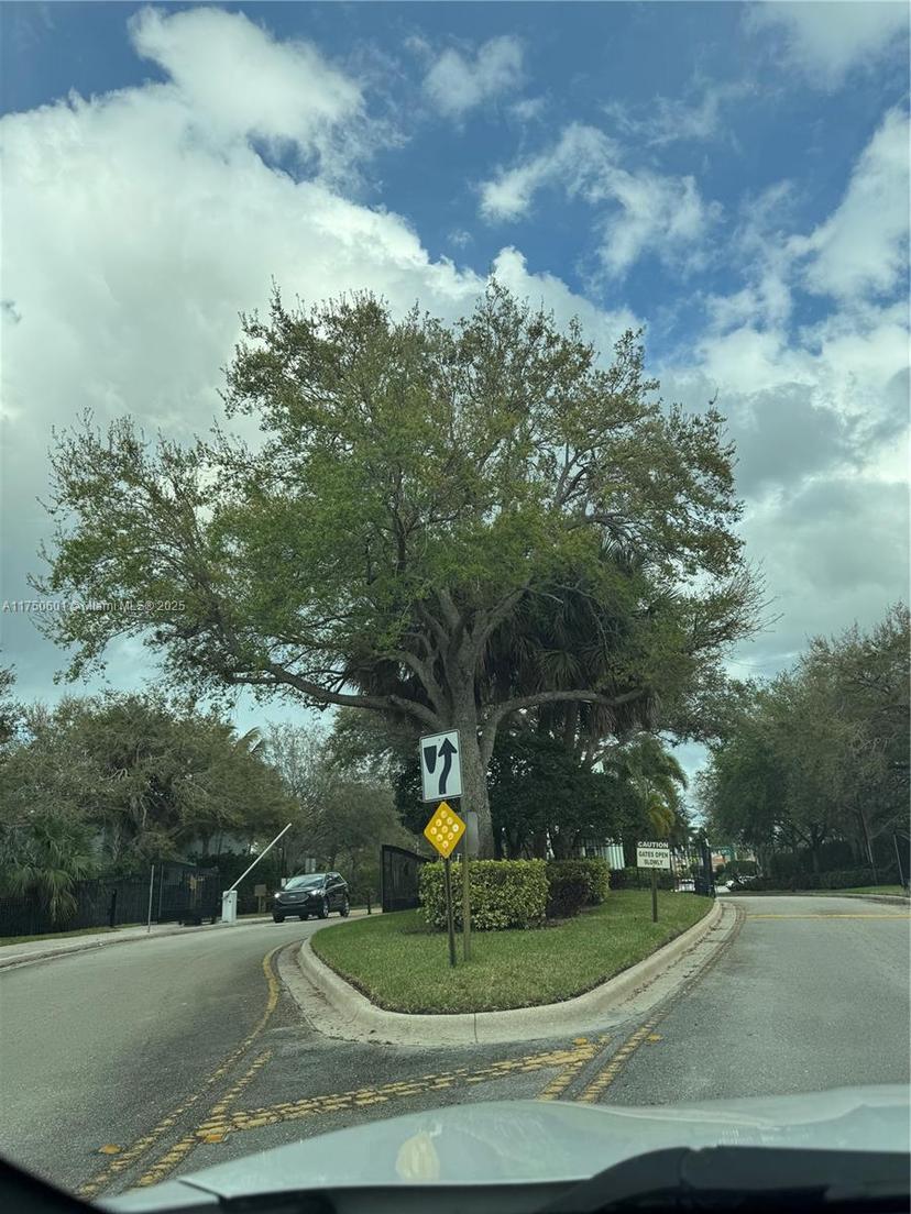 Picture of 3216 Laurel Ridge Cir, Riviera Beach FL 33404