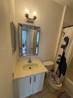 Picture of 3216 Laurel Ridge Cir, Riviera Beach, FL 33404