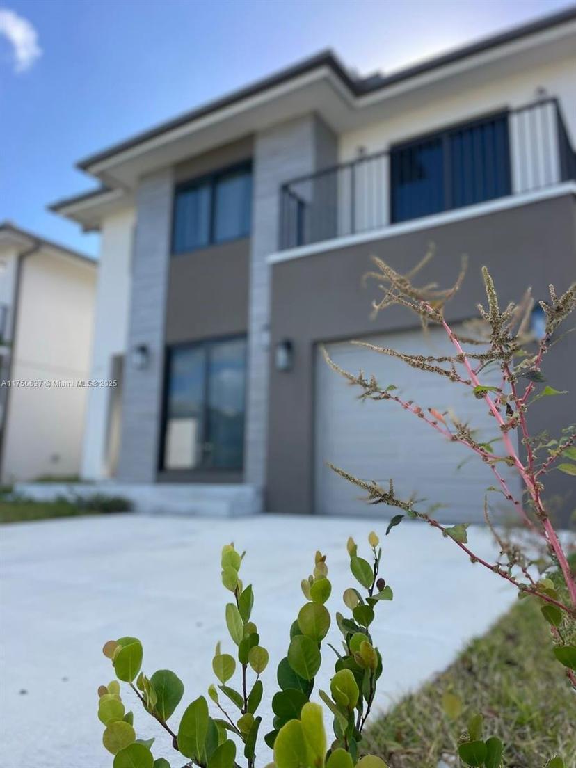 Picture of 221 NW 12Th Ct, Florida City FL 33034