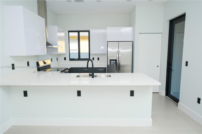 Picture of 2224 Hope St, Hollywood FL 33020