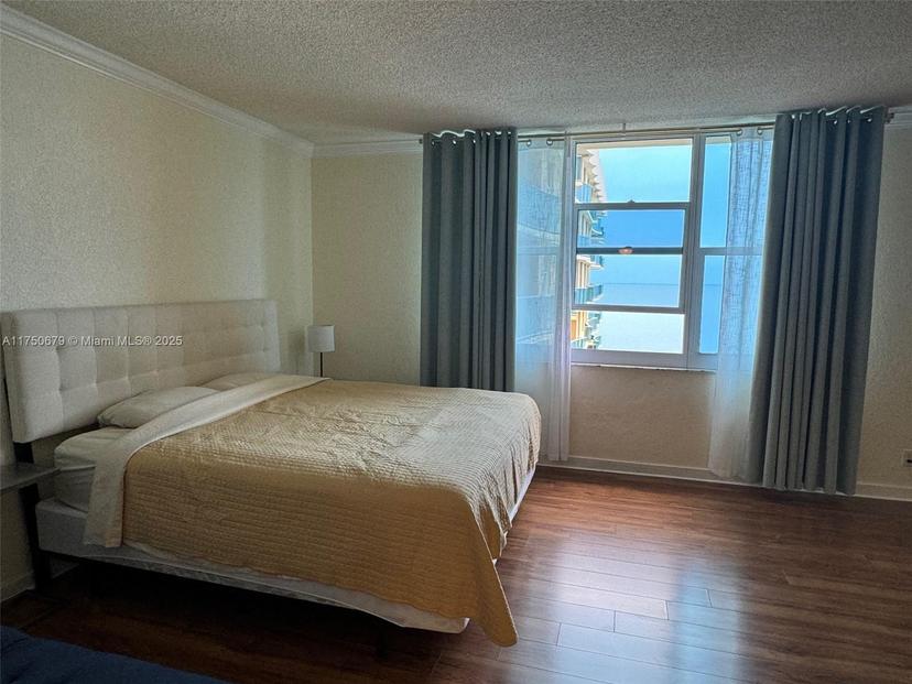 Picture of 2501 S Ocean Dr # 1519, Hollywood FL 33019