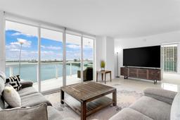 Picture of 1800 N Bayshore Dr # 2101, Miami, FL 33132