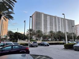 Picture of 210 174Th St # 305, Sunny Isles Beach, FL 33160