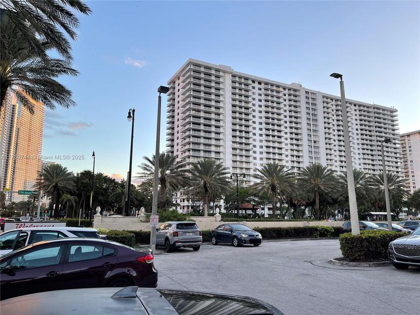 Picture of 210 174Th St # 305, Sunny Isles Beach FL 33160