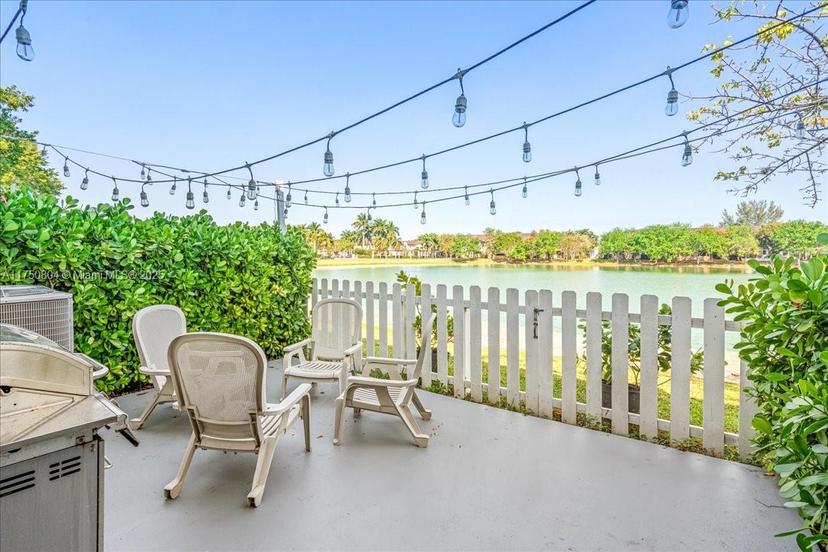 Picture of 561 NE 33Rd Ter, Homestead FL 33033
