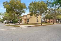 Picture of 1597 SE 20Th Ter, Homestead, FL 33035