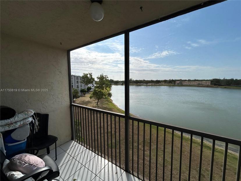 Picture of 8710 N Sherman Cir # 402, Miramar FL 33025