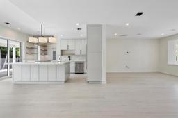 Picture of 1930 Alamanda Dr, North Miami, FL 33181