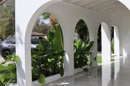 Picture of 10845 Peachtree Dr, Miami, FL 33161