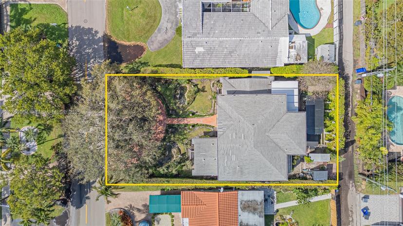 Picture of 1111 Washington St, Hollywood FL 33019