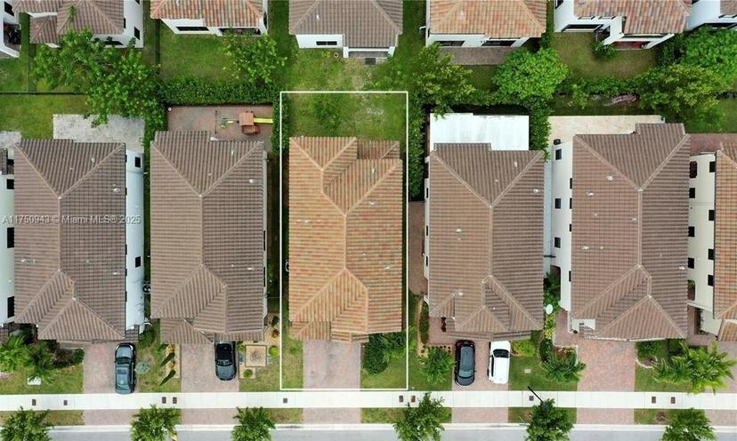 Picture of 9776 W 34Th Ave, Hialeah FL 33018