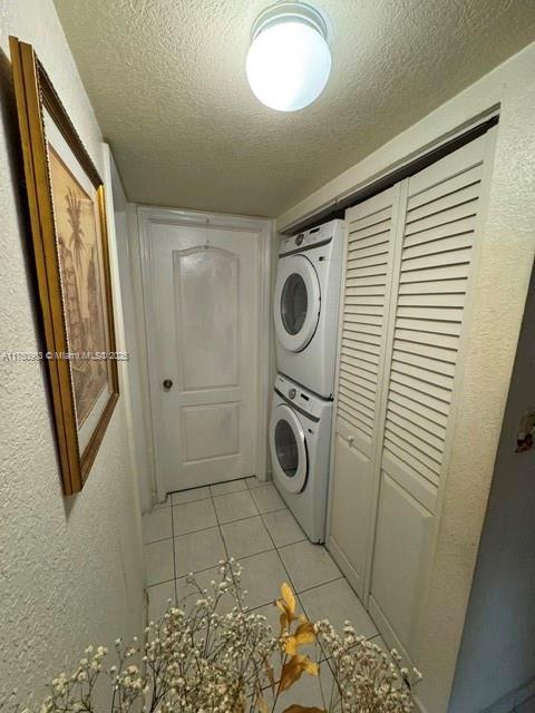 Picture of 7011 W 29Th Ave # 122, Hialeah FL 33018