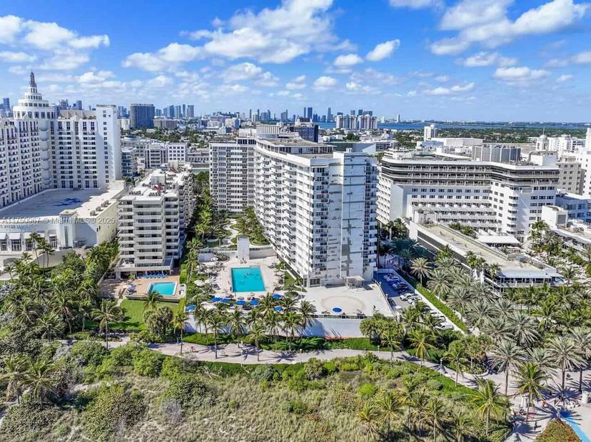 Picture of 100 Lincoln Rd # 301, Miami Beach FL 33139