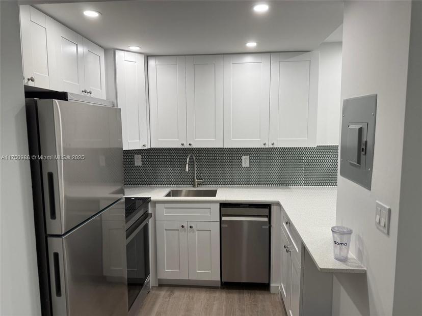 Picture of 926 Michigan Ave # 12, Miami Beach FL 33139