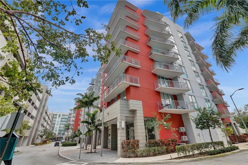 Picture of 7875 NW 107Th Ave # 518, Doral FL 33178