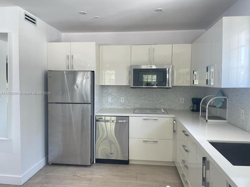 Picture of 700 16Th St # 102, Miami Beach FL 33139