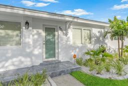 Picture of 5045 SW 92Nd Ave, Miami, FL 33165