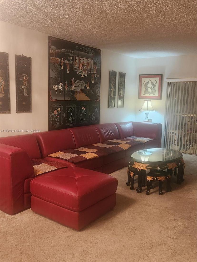 Picture of 4350 Hillcrest Dr # 807, Hollywood FL 33021