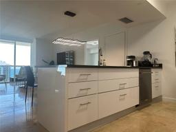 Picture of 1830 S Ocean Dr # 2510, Hallandale Beach, FL 33009