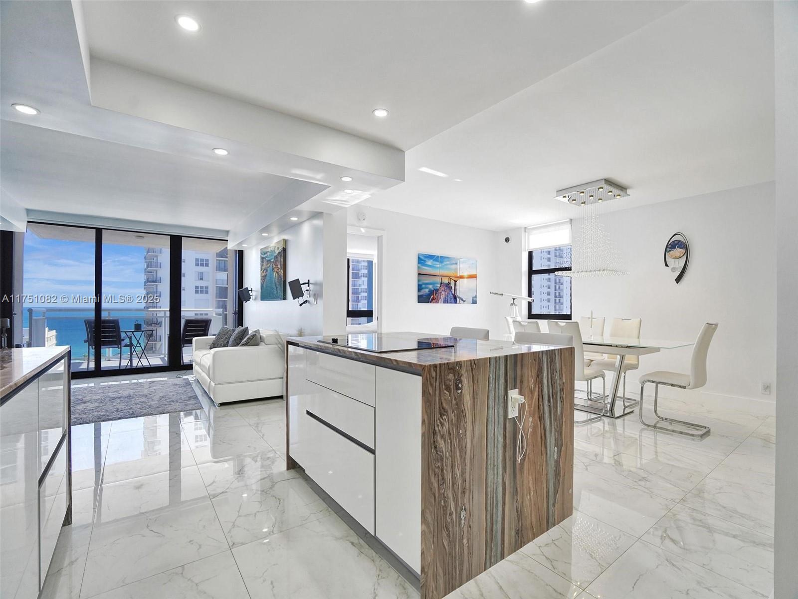 Picture of 1600 S Ocean Dr # 14K, Hollywood, FL 33019