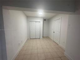 Picture of 14204 NE 3Rd Ct # 8C, Miami, FL 33161