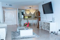 Picture of 2000 Island Blvd # 703, Aventura, FL 33160