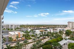 Picture of 2751 S Ocean Dr # 1003N, Hollywood, FL 33019