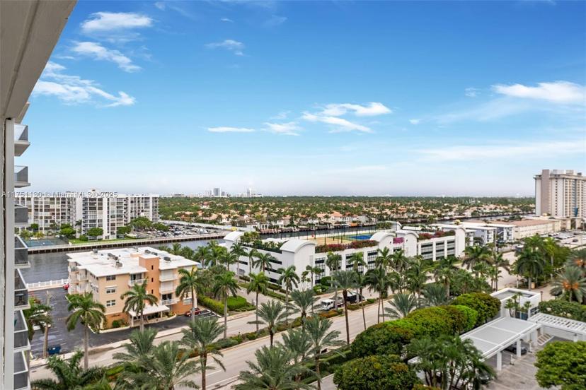 Picture of 2751 S Ocean Dr # 1003N, Hollywood FL 33019