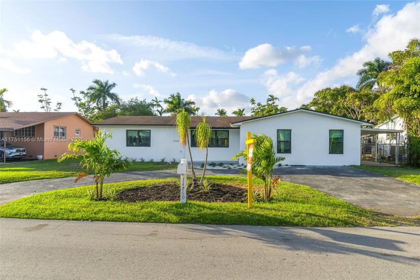 Picture of 14760 S Spur Dr, Miami FL 33161