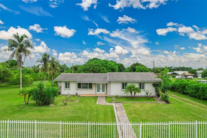 Picture of 20890 SW 236Th St, Homestead FL 33031