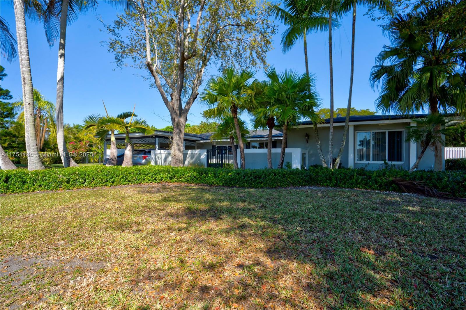 Picture of 10735 SW 134Th Ter, Miami, FL 33176