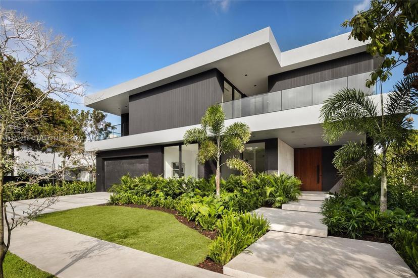 Picture of 7425 SW 56Th Ave, Miami FL 33143