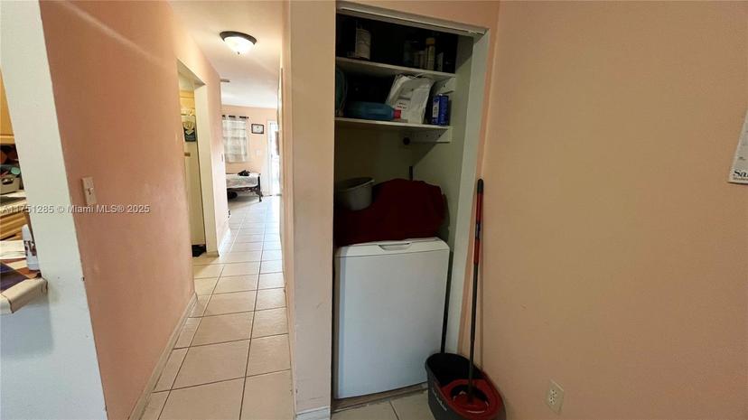 Picture of 550 SW 115Th Ave # I08, Sweetwater FL 33174
