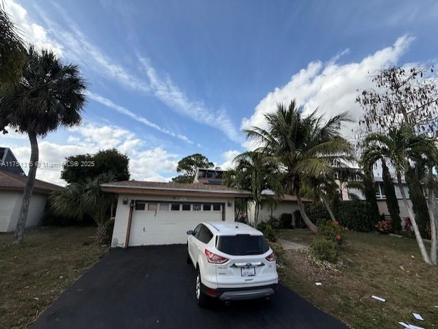 Picture of 8037 Buttonwood Circle, Tamarac FL 33321