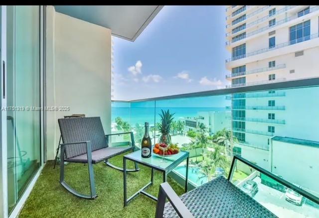 Picture of 4001 S Ocean Dr # 7L, Hollywood, FL 33019
