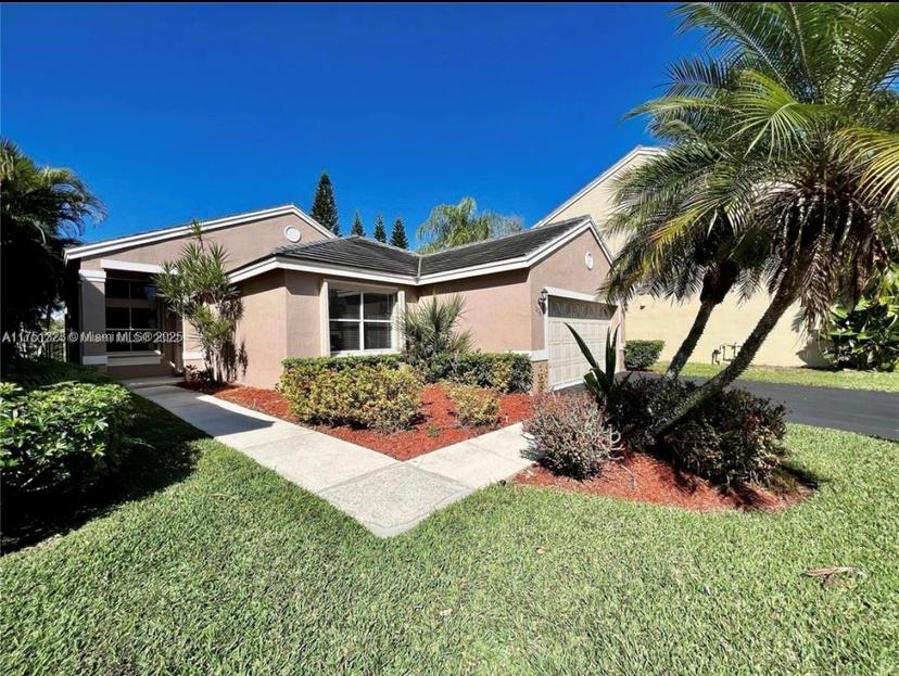 Picture of 236 E Bayridge Dr, Weston FL 33326
