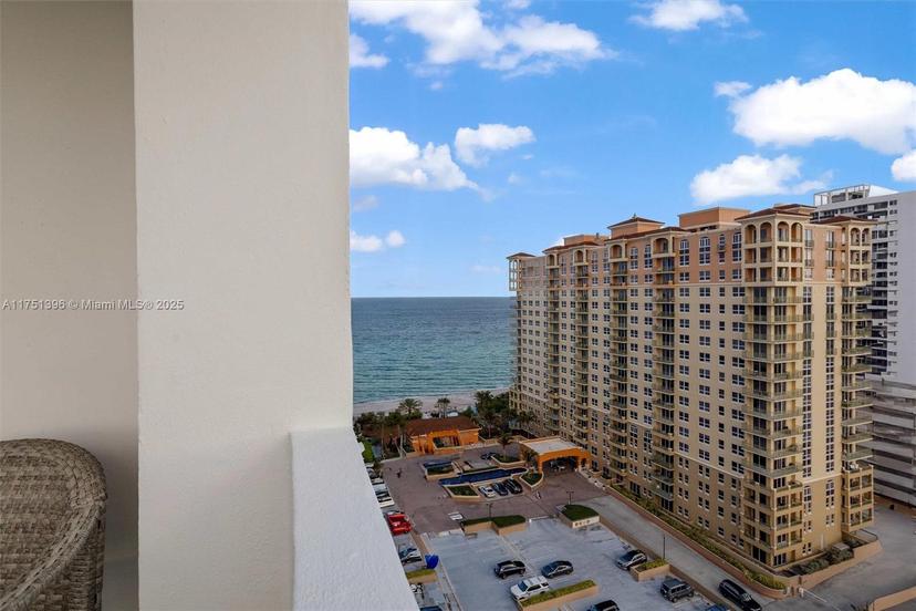 Picture of 2030 S Ocean Dr # 1607, Hallandale Beach FL 33009