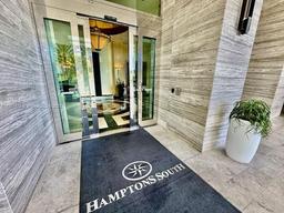 Picture of 20201 E Country Club Dr # 308, Aventura, FL 33180