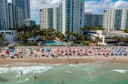 Picture of 3901 S Ocean Dr, Hollywood, FL 33019