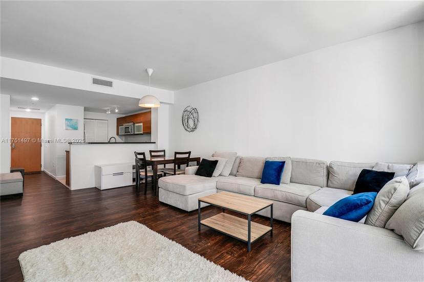 Picture of 253 NE 2Nd St # 1706, Miami FL 33132