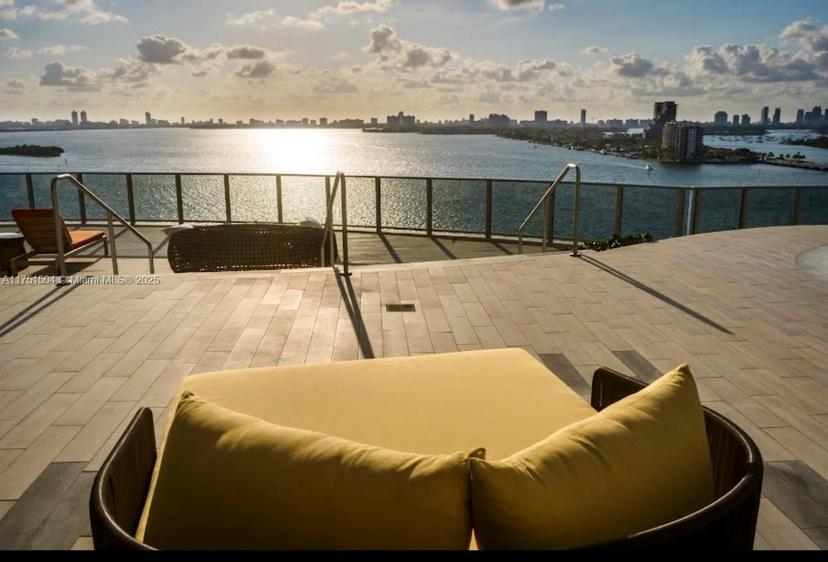 Picture of 488 NE 18Th St # 705, Miami FL 33132