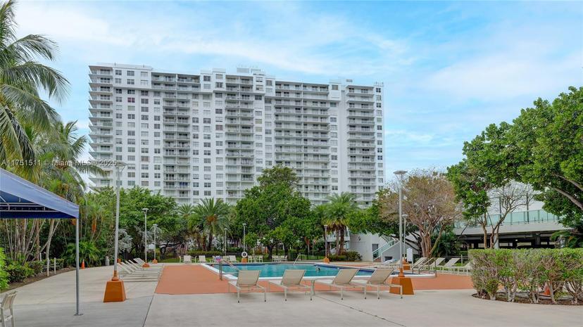 Picture of 2851 NE 183Rd St # 817E, Aventura FL 33160