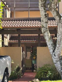 Picture of 3621 Torremolinos Ave # 112, Doral, FL 33178