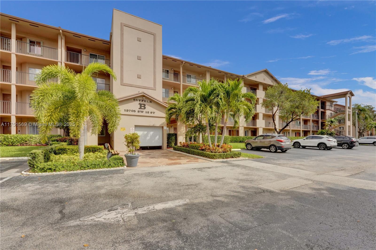 Picture of 13705 SW 12Th St # 109B, Pembroke Pines, FL 33027