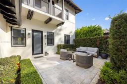 Picture of 705 Madeira Ave, Coral Gables, FL 33134