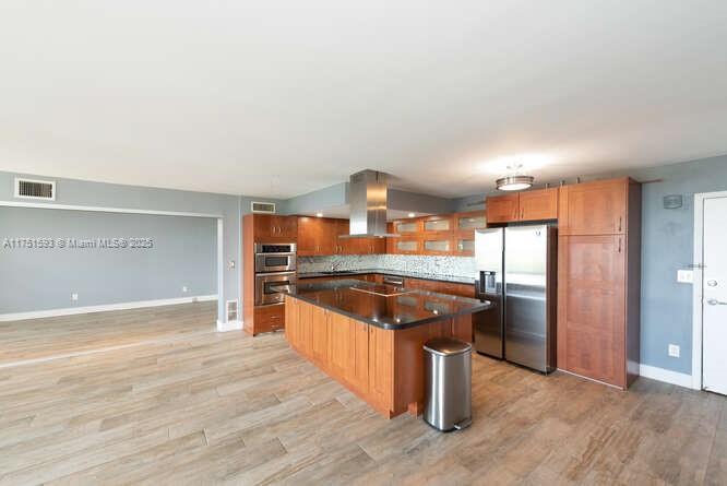Picture of 2000 NE 135Th St # 1011, North Miami FL 33181