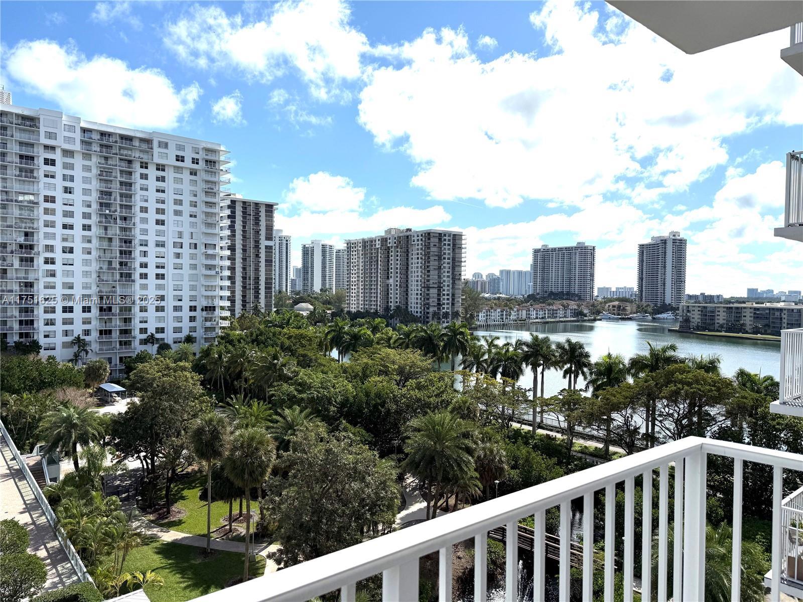 Picture of 2801 NE 183Rd St # 806W, Aventura, FL 33160