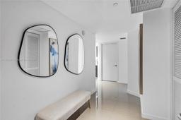 Picture of 31 SE 6Th St # 702, Miami, FL 33131
