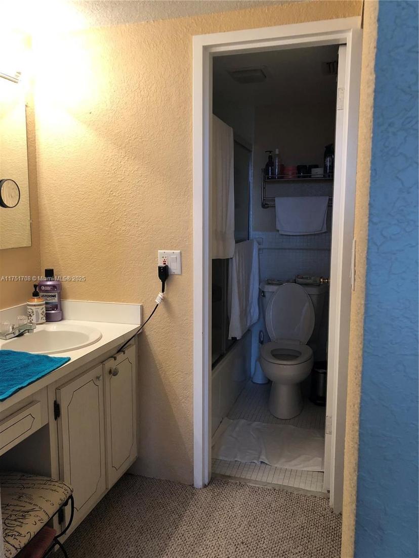 Picture of 3660 NE 166Th St # 305, North Miami Beach FL 33160