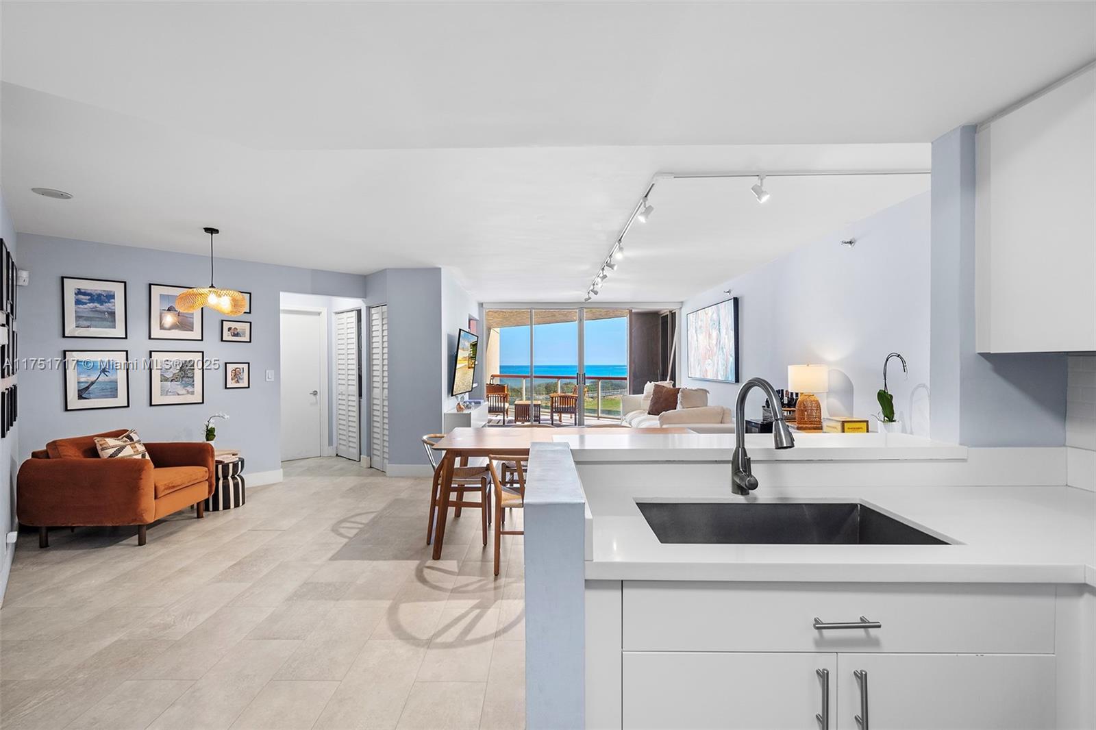 Picture of 6767 Collins Ave # 302, Miami Beach, FL 33141